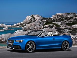 Audi RS5 Cabriolet 2012 года  (WW)
